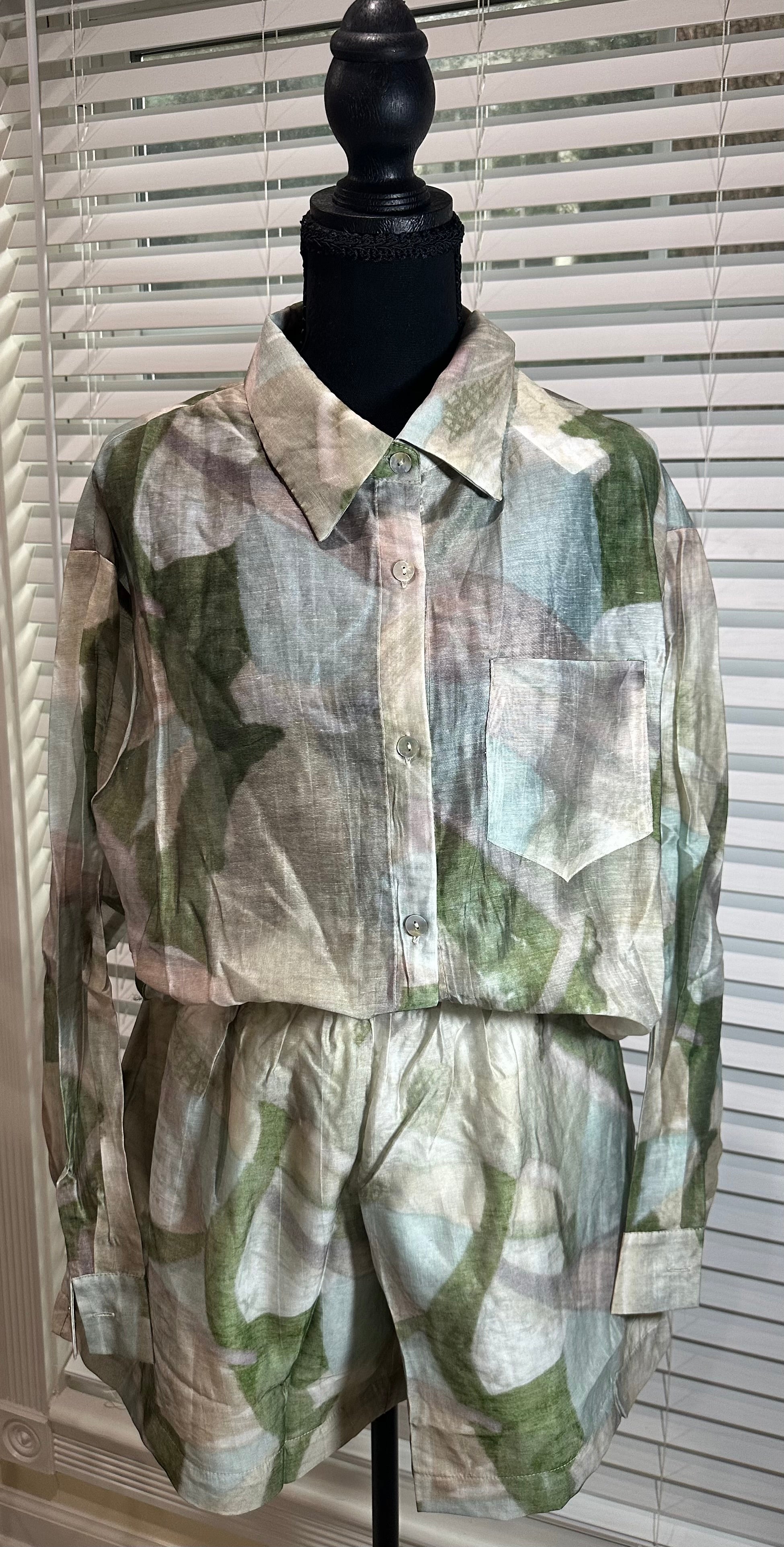Green Set Short and Blouse