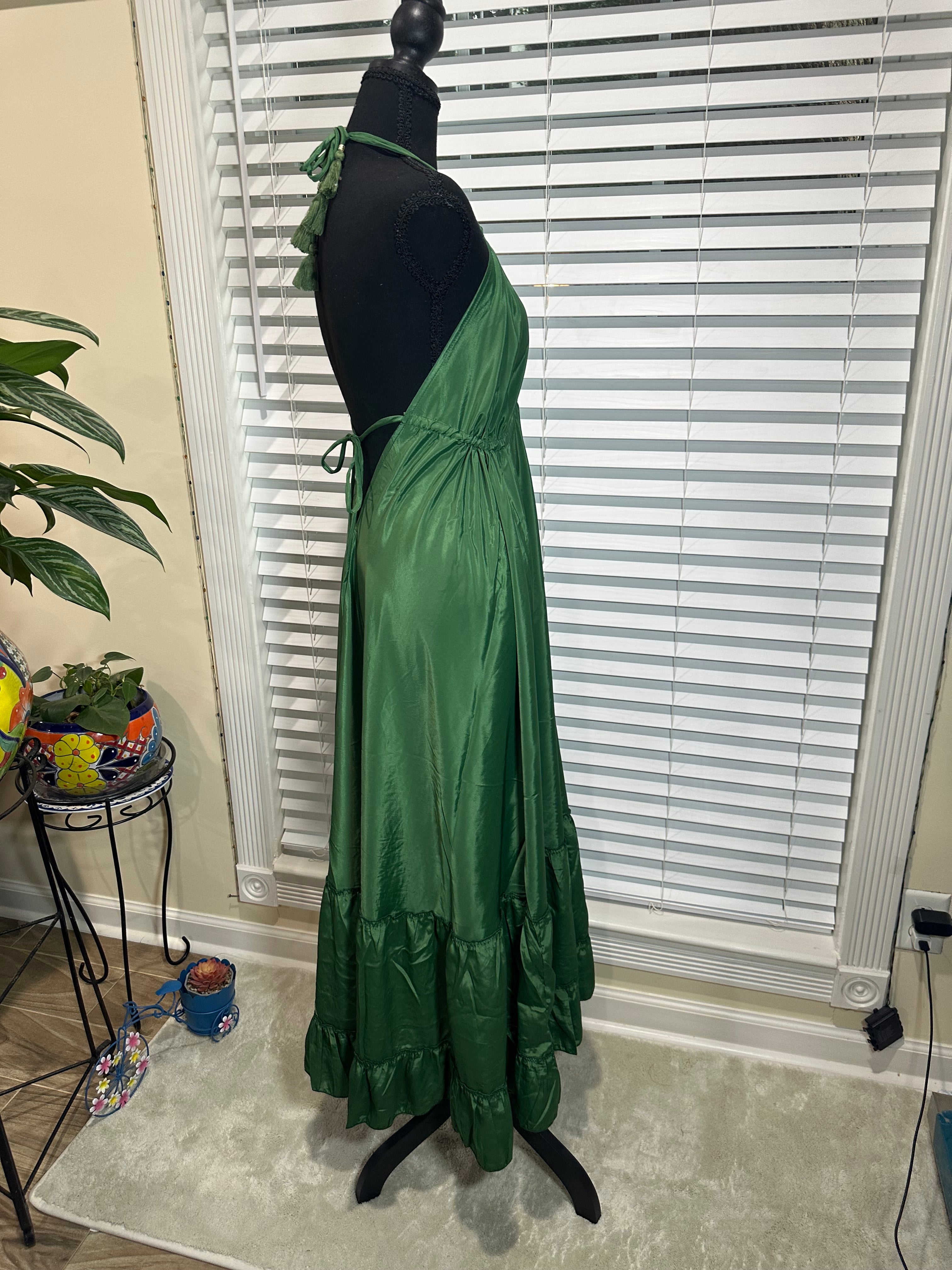 Long Kurt’s Dress